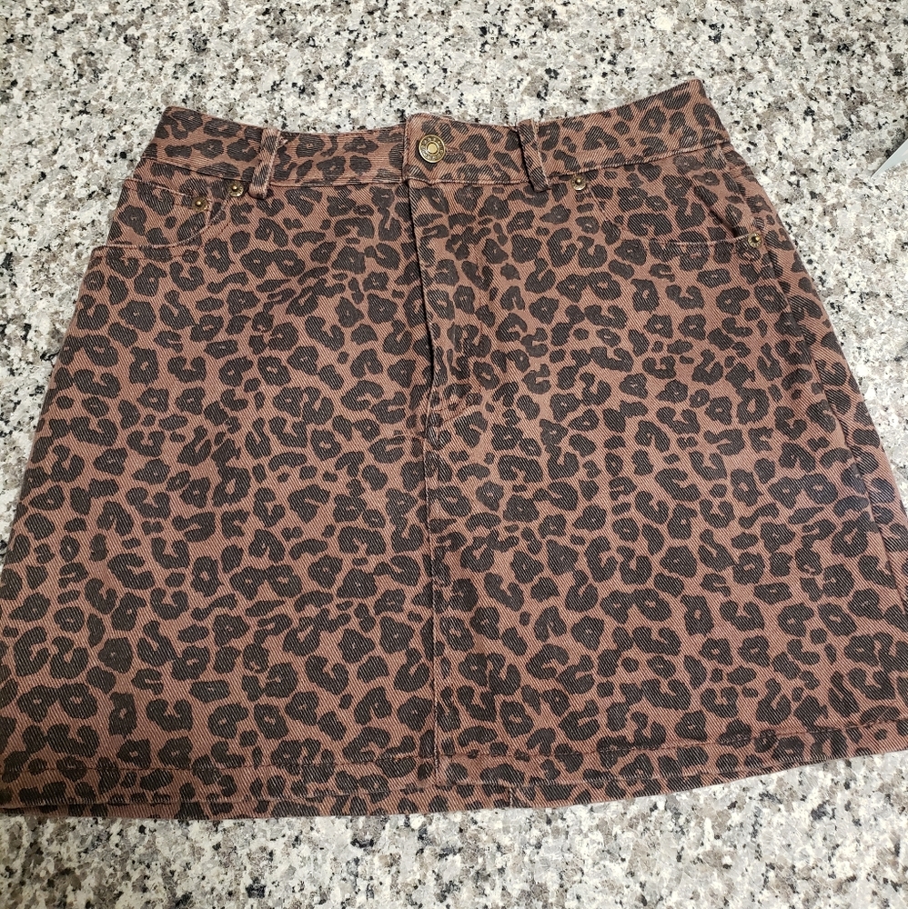 Nasty Gal leopard skirt